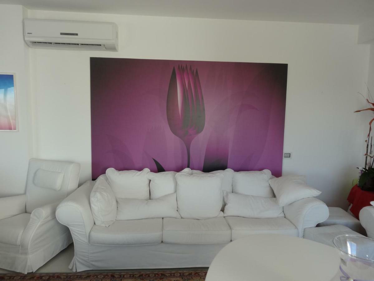 La Casa Di Gioconda Olbia Exterior foto